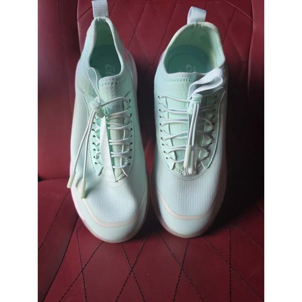 Clove Unisex Adults Low Top Lace-Up Athletic Sneaker Size US 7